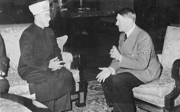 Hitler-hosts-the-Mufti